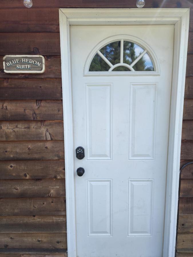 Magnolia Streamside Resort Canadensis Екстер'єр фото
