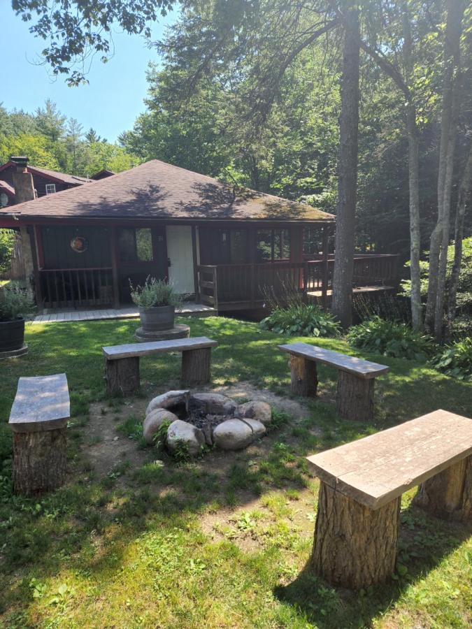 Magnolia Streamside Resort Canadensis Екстер'єр фото