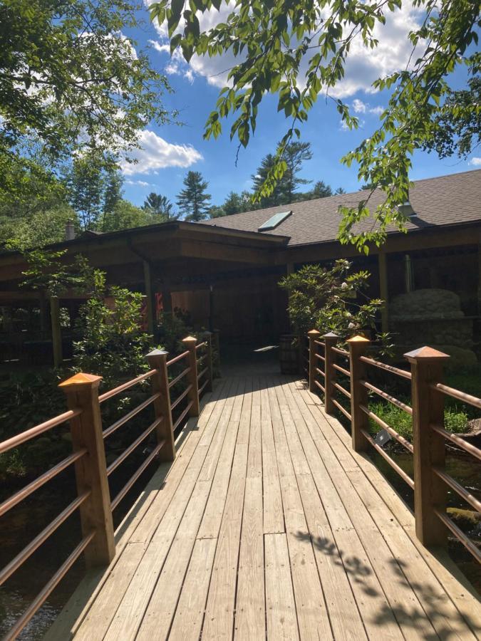 Magnolia Streamside Resort Canadensis Екстер'єр фото