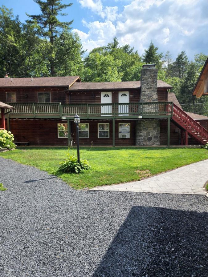 Magnolia Streamside Resort Canadensis Екстер'єр фото