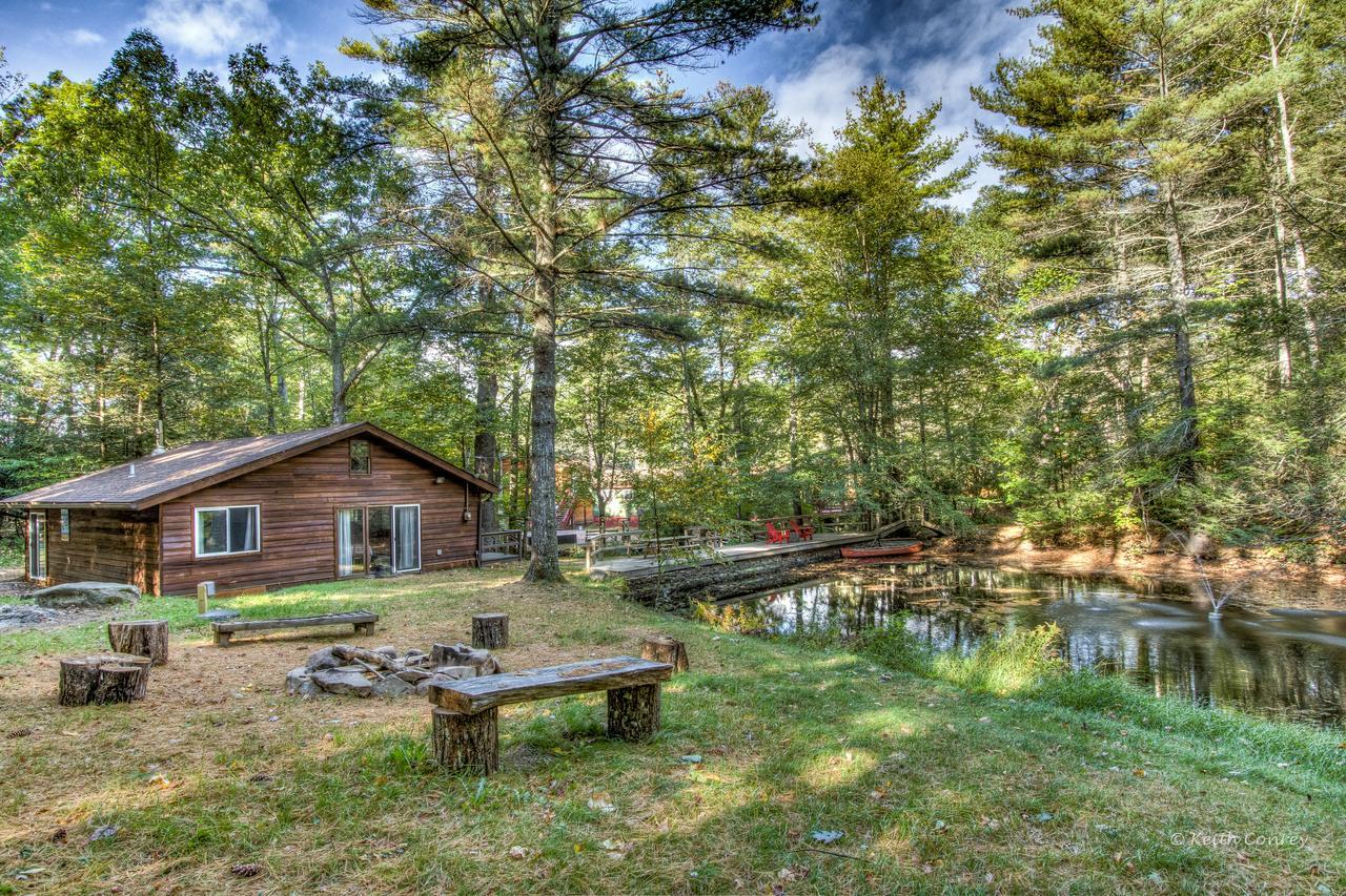 Magnolia Streamside Resort Canadensis Екстер'єр фото